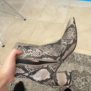 Marc Fisher Boots 7 1/2